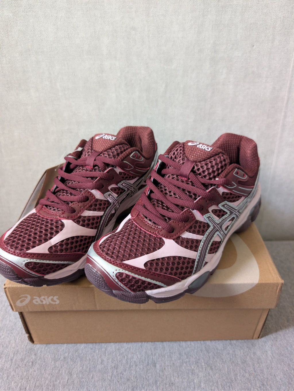 Asics cumulus 16 Bordeaux
